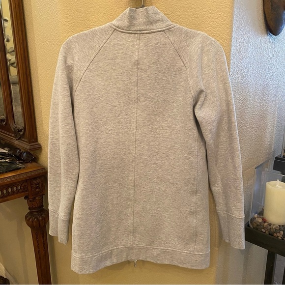 LULULEMON Women Light Gray Back To It Wrap Zipped Jacket Size 8 - Picture 5 of 6